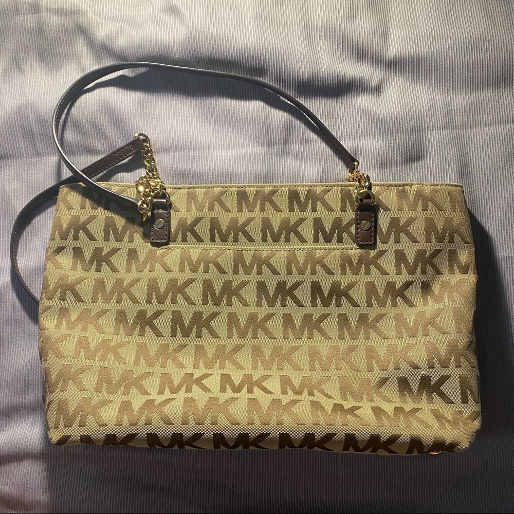 Brown Michael Kors Shoulder Bag